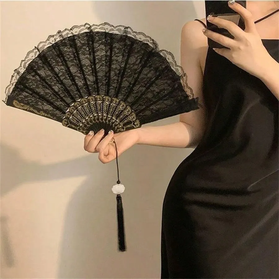 1pc Black And White Classical Chinese Retro Lace Folding Hand Fan For Hanfu Qipao Photoshoot Props, Bridal Props With Tassel