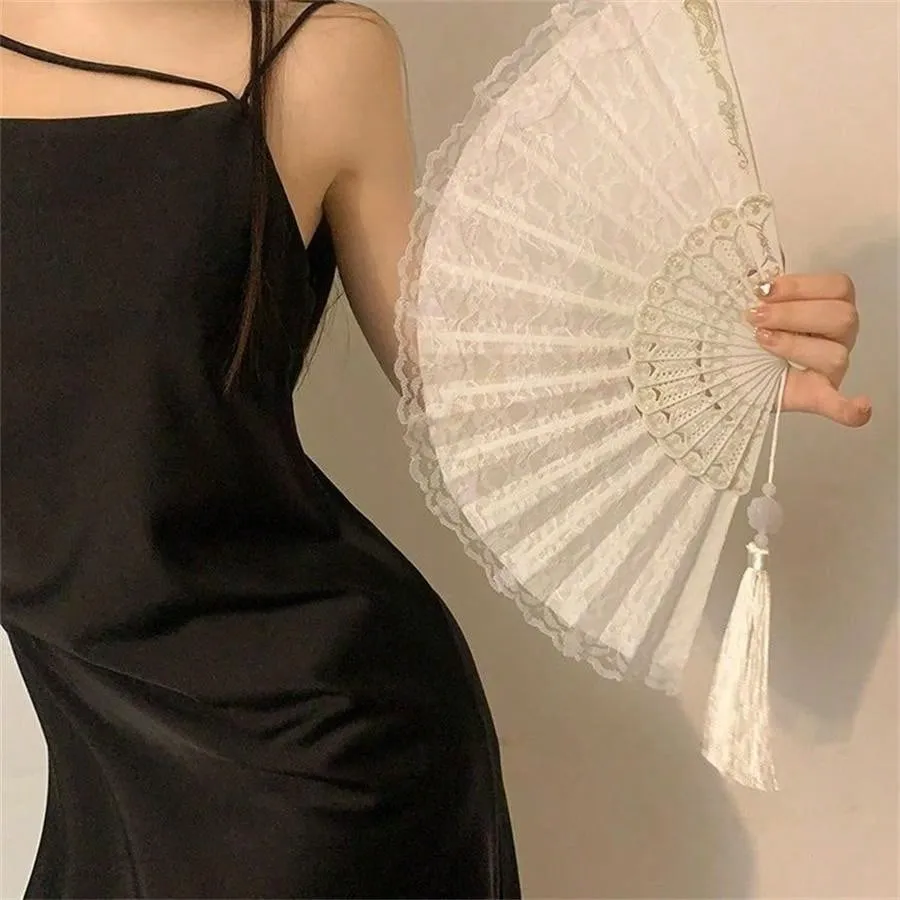 1pc Black And White Classical Chinese Retro Lace Folding Hand Fan For Hanfu Qipao Photoshoot Props, Bridal Props With Tassel