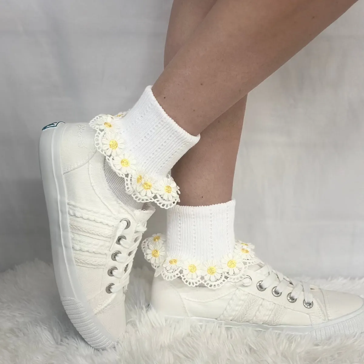 DAISY MAE  lace cuff socks - white yellow