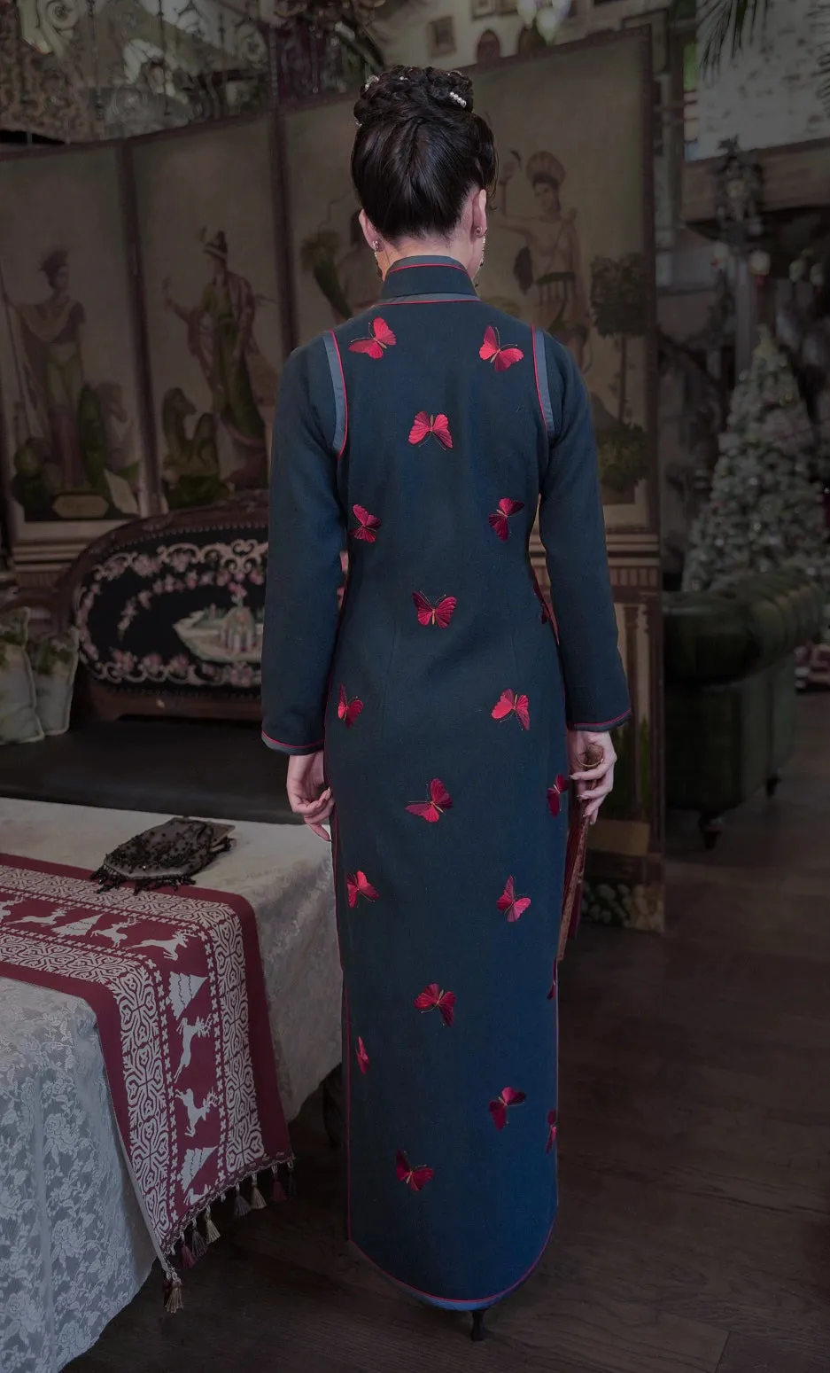 Die Wu 蝶舞 Dance of Butterflies 1920s Wool Autumn Winter Long Sleeve Qipao