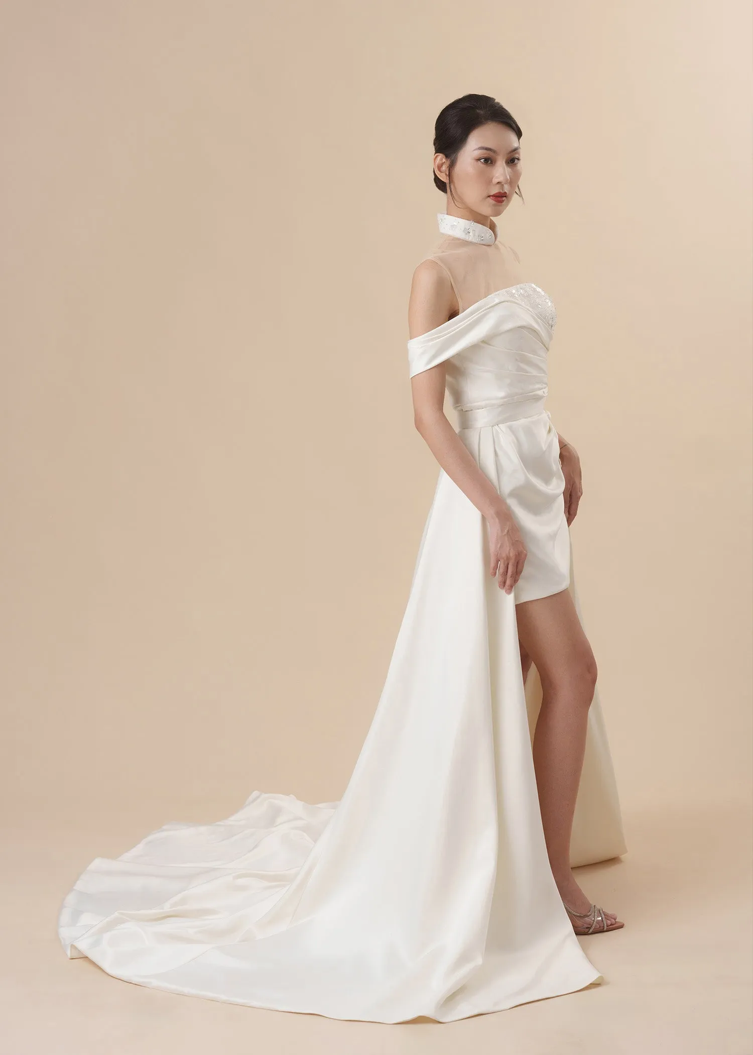 Ethereal Blossom Mini Bridal Qipao w Removable Skirt