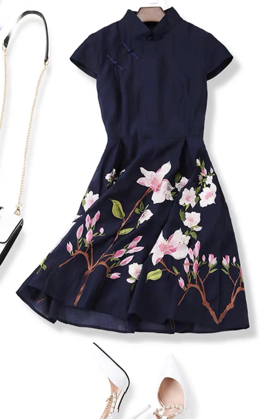 Floral Embroidered Qipao Dress