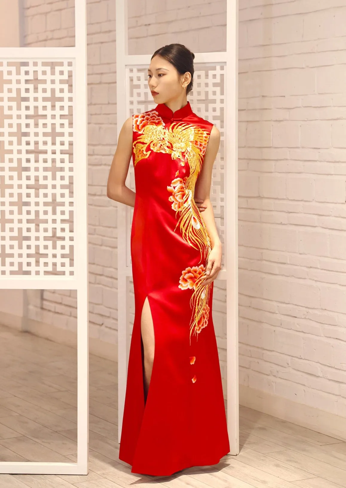 Gloriosa Lily Phoenix Qipao