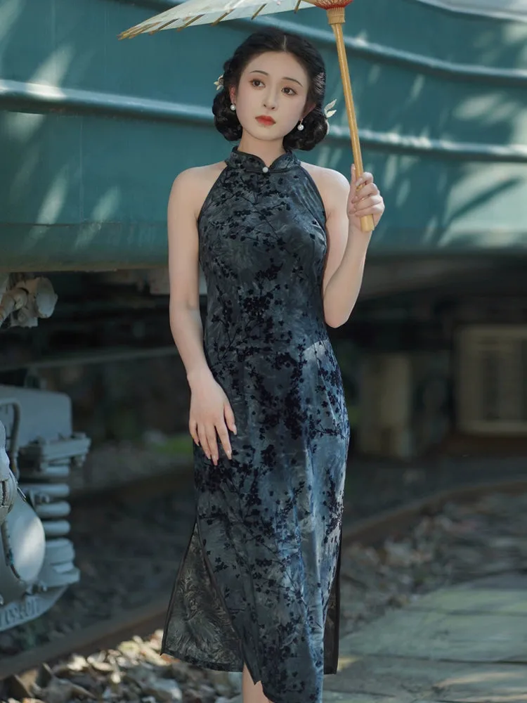 Halter Neck Long Cheongsam, Nebula