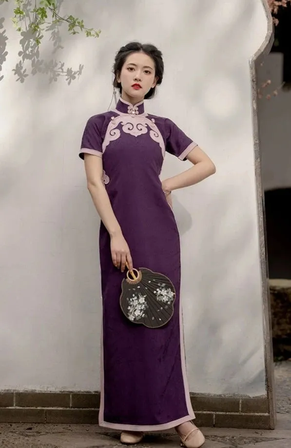 Qiu Xiang 秋香 Autumn Fragrance 1920s Cloud Trim Qipao