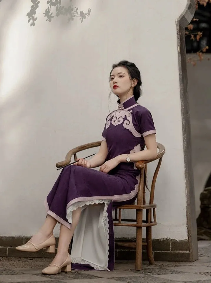 Qiu Xiang 秋香 Autumn Fragrance 1920s Cloud Trim Qipao