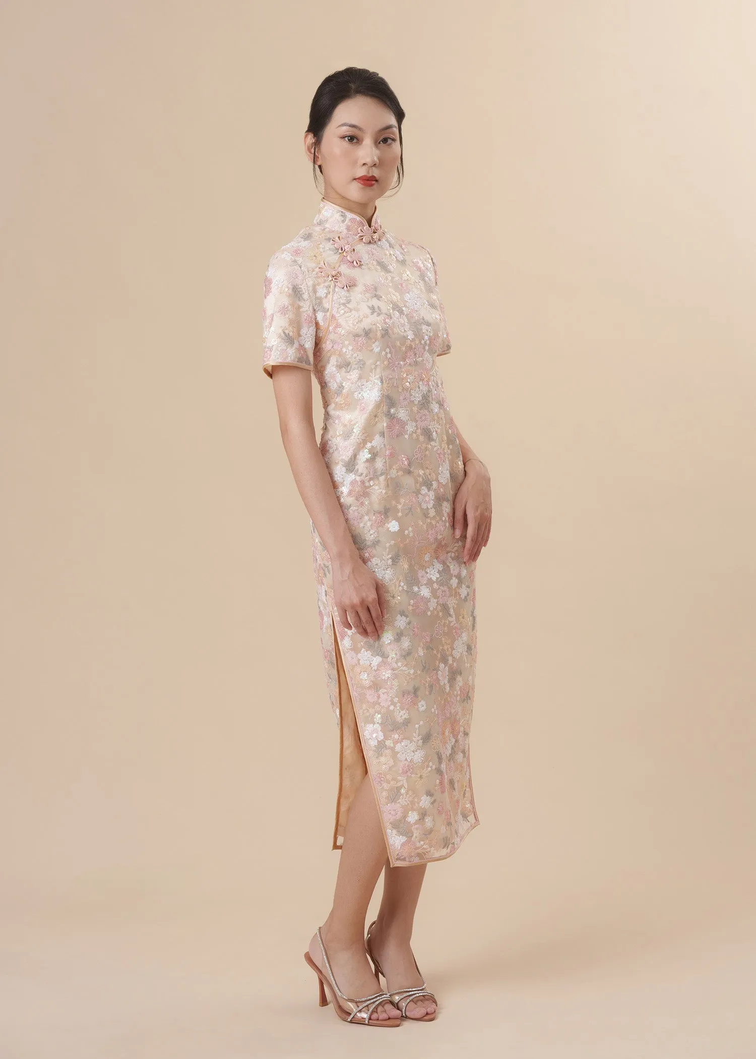 Short Sleeves Lace Qipao (Beige Pink)